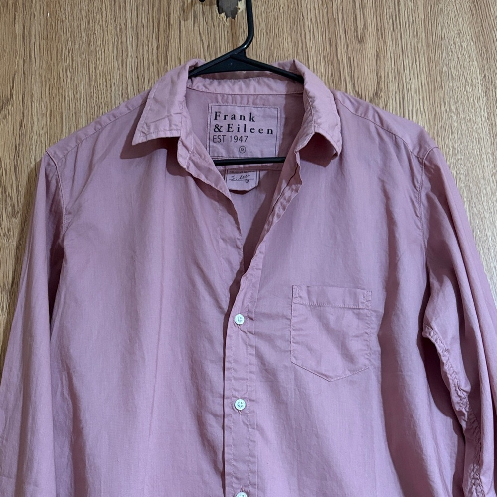 Frank & Eileen Women's Pink Button Down Shirt - Picture 5 of 11